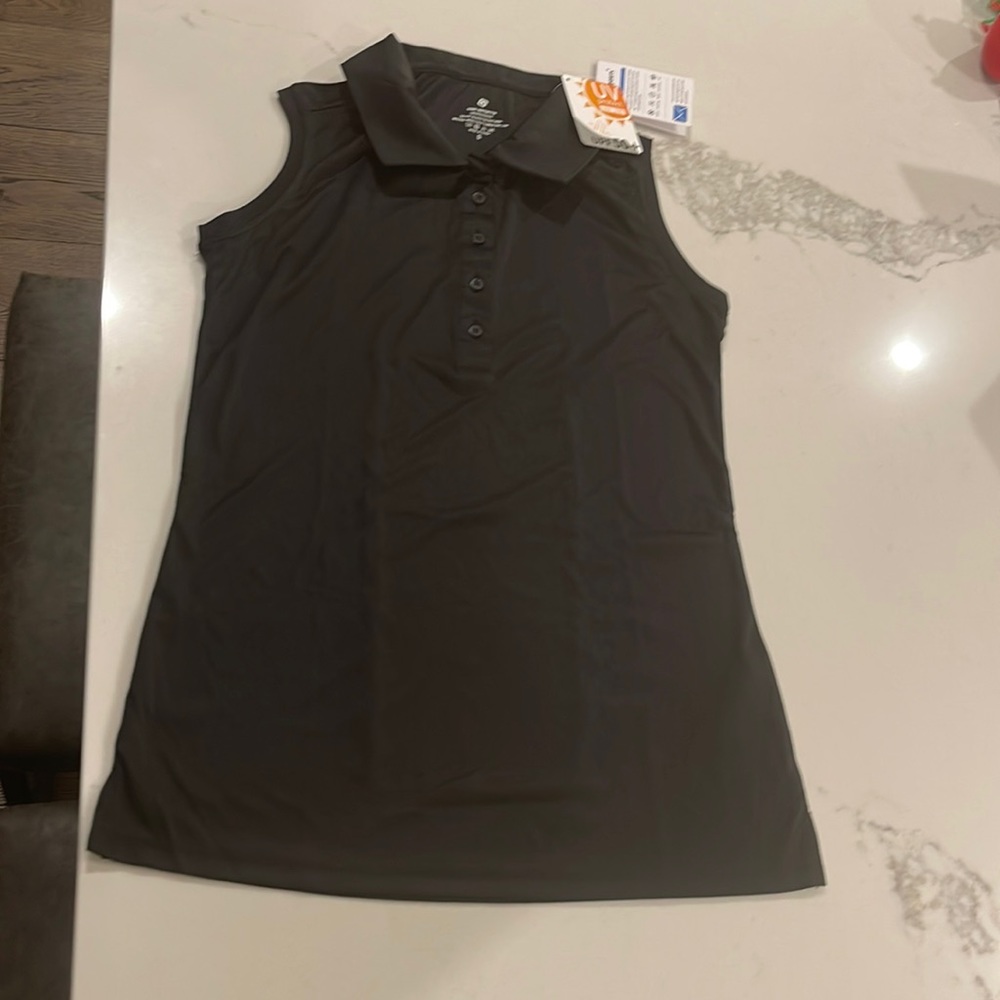 WOMENS GOLF TOP NWT